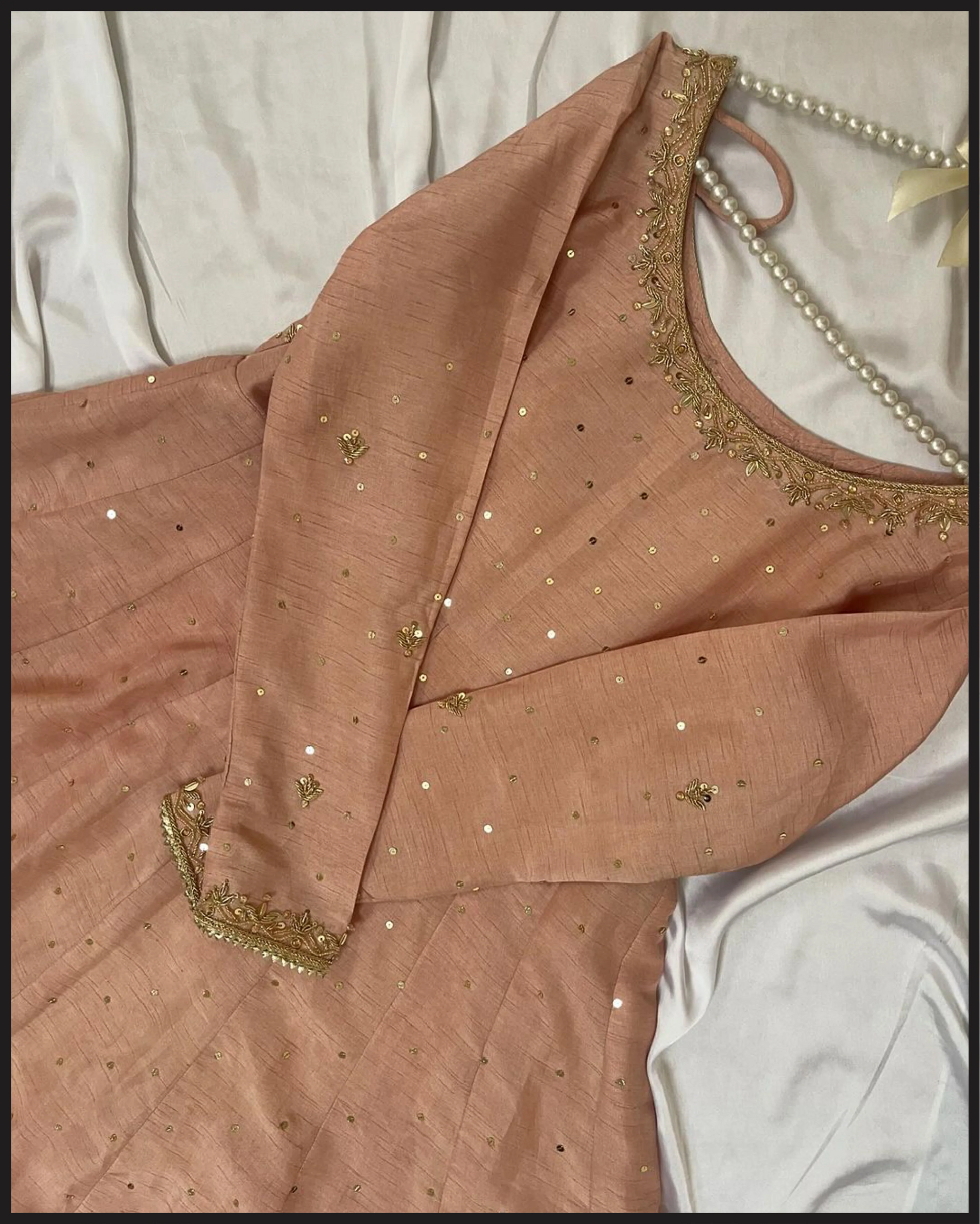 DRESS CODE : BLUSH PINK