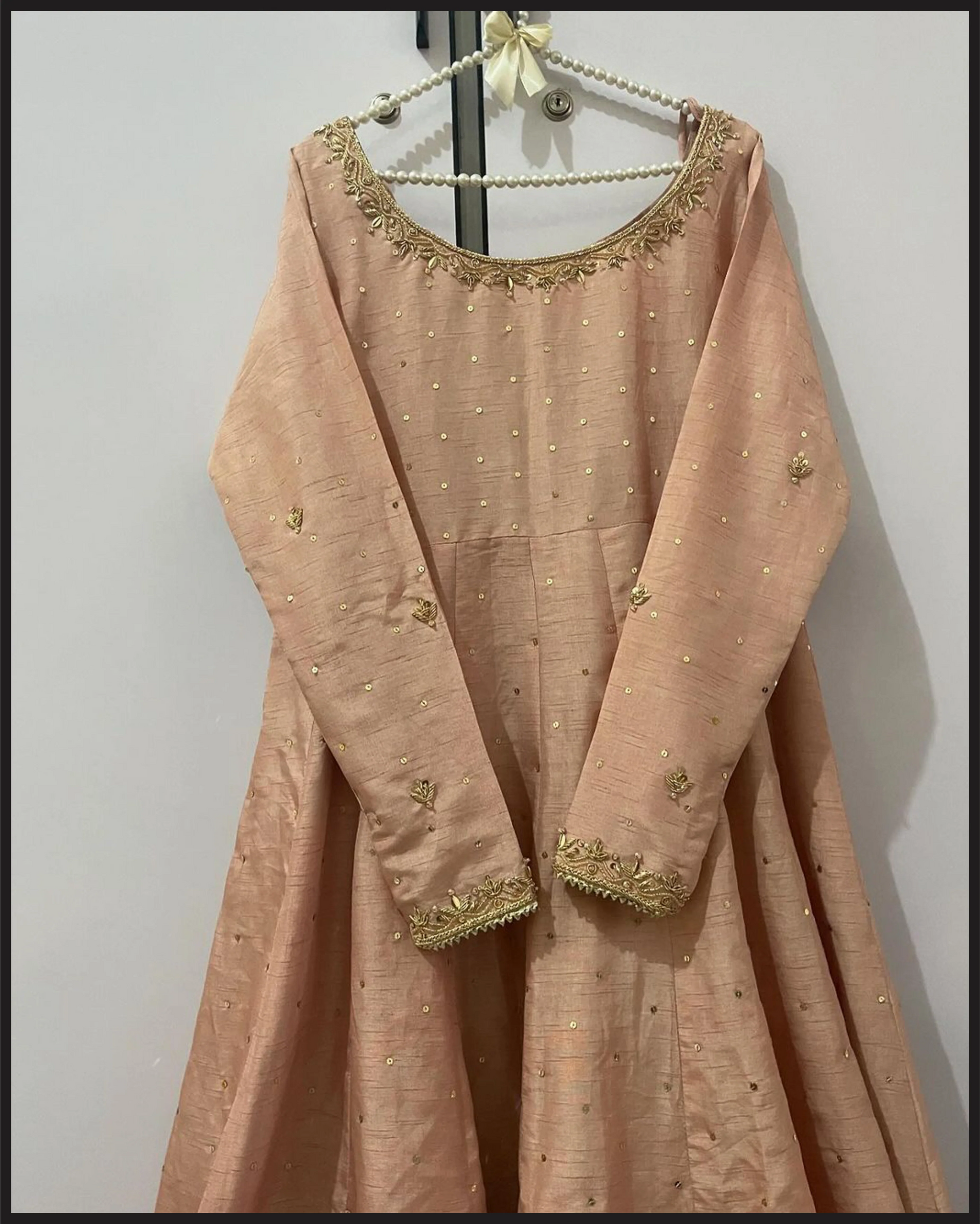 DRESS CODE : BLUSH PINK