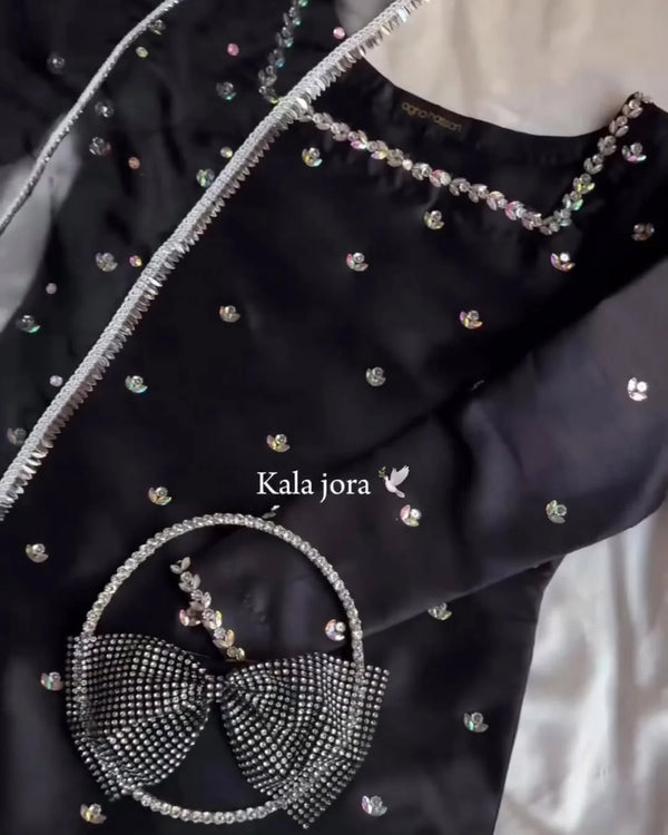 DRESS CODE : AVA BLACK