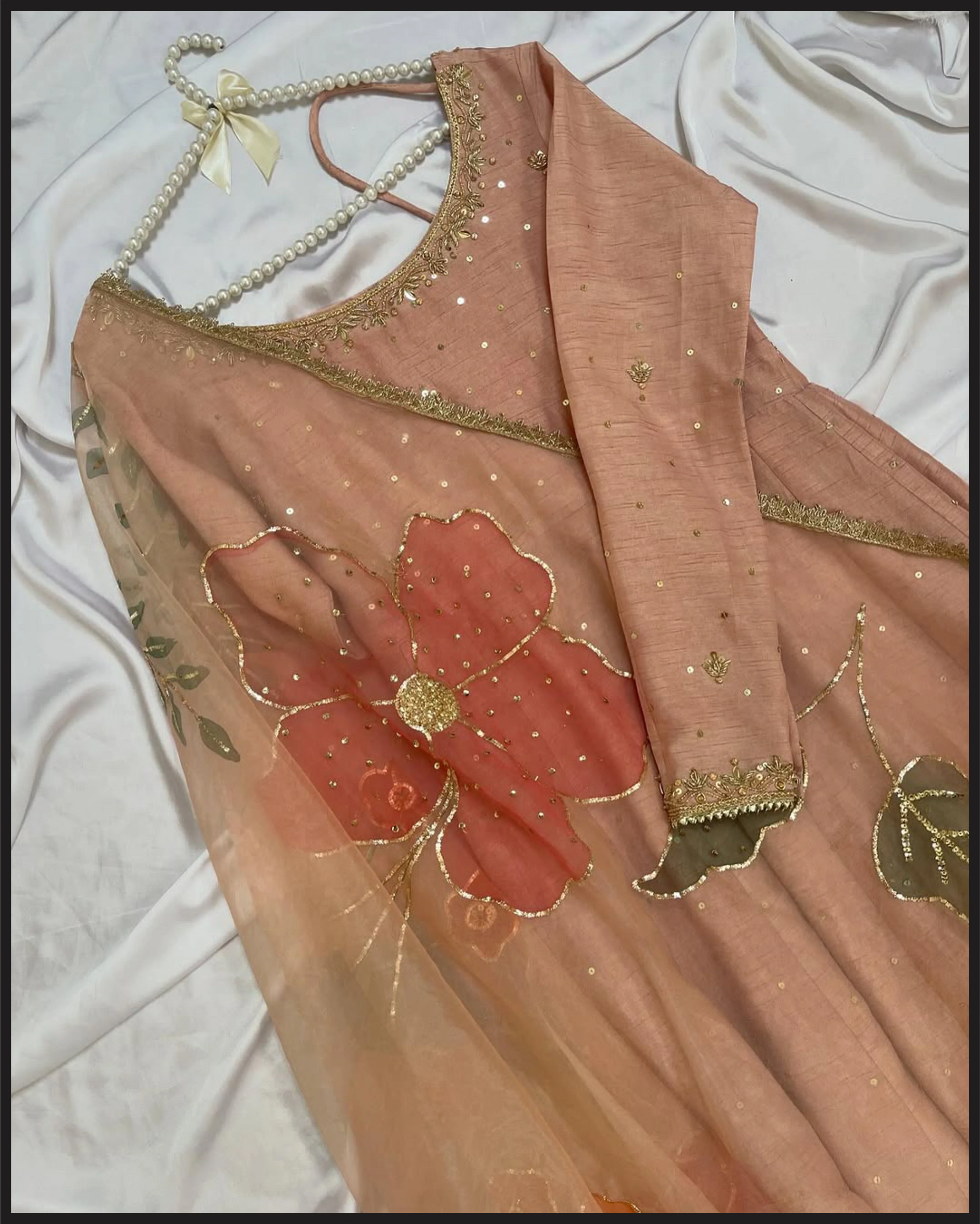 DRESS CODE : BLUSH PINK