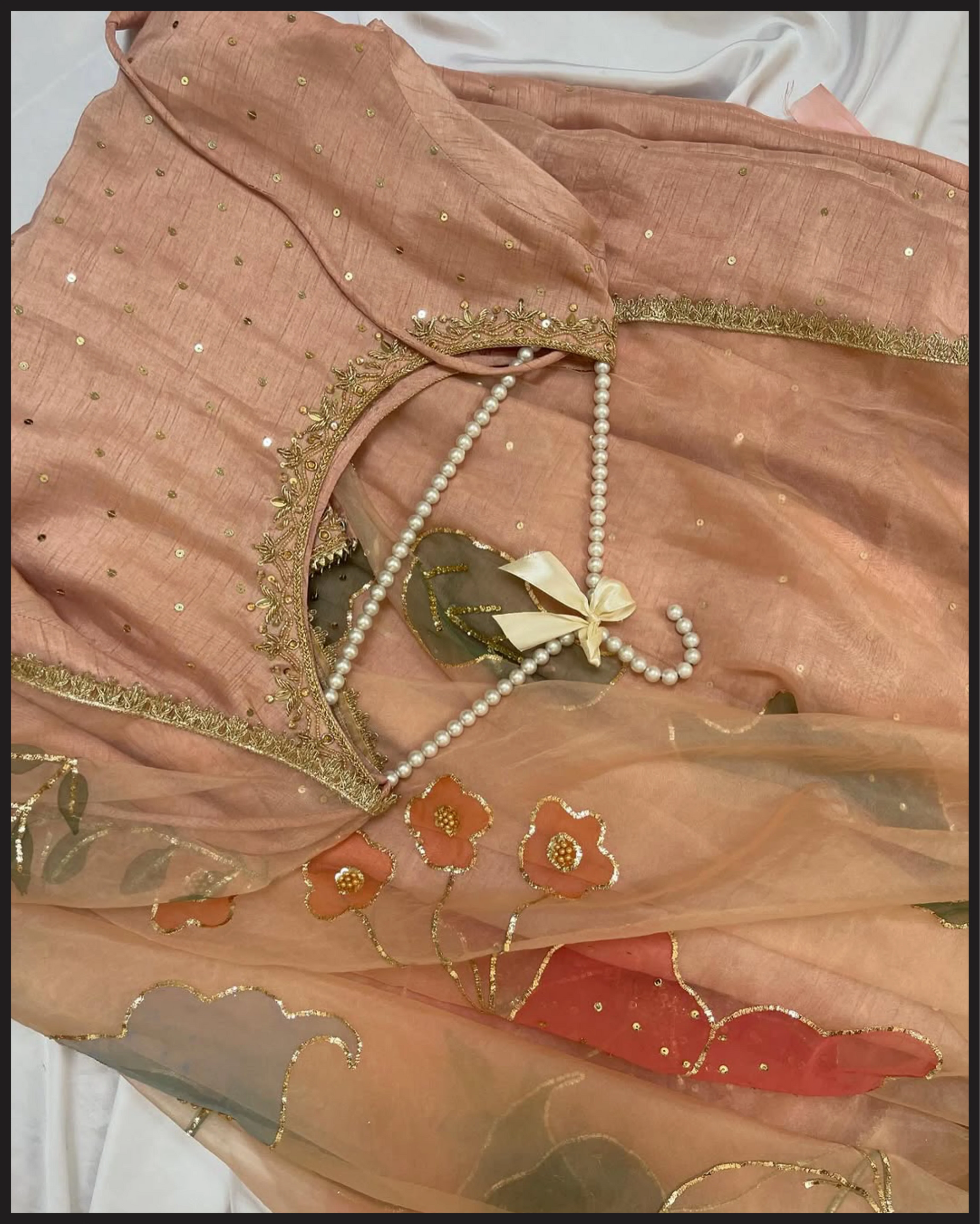 DRESS CODE : BLUSH PINK