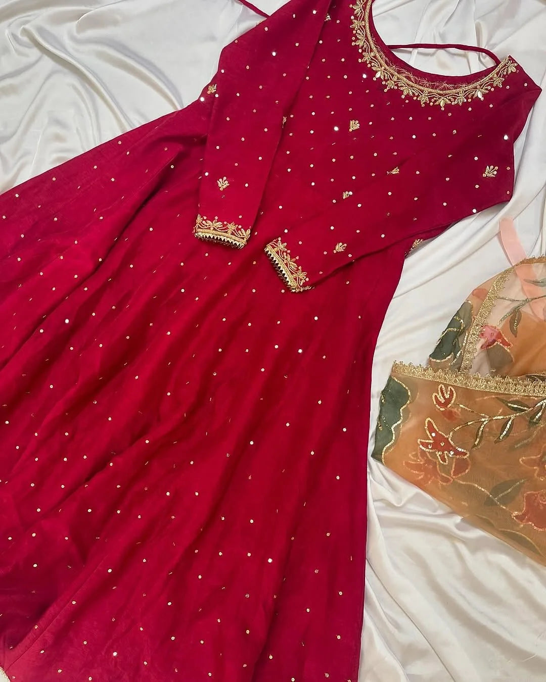 BLUSH-MAROON