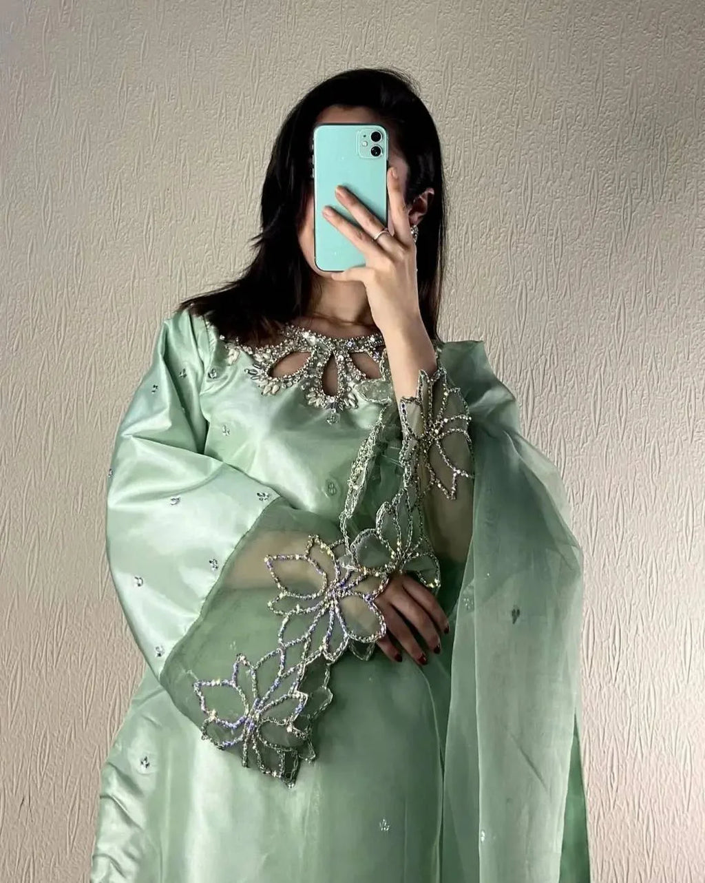 DRESS CODE : PISTA