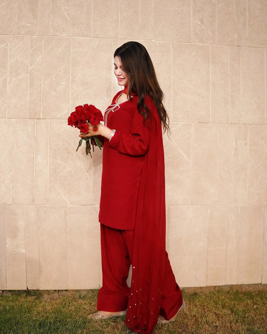 DRESS CODE : ROSE