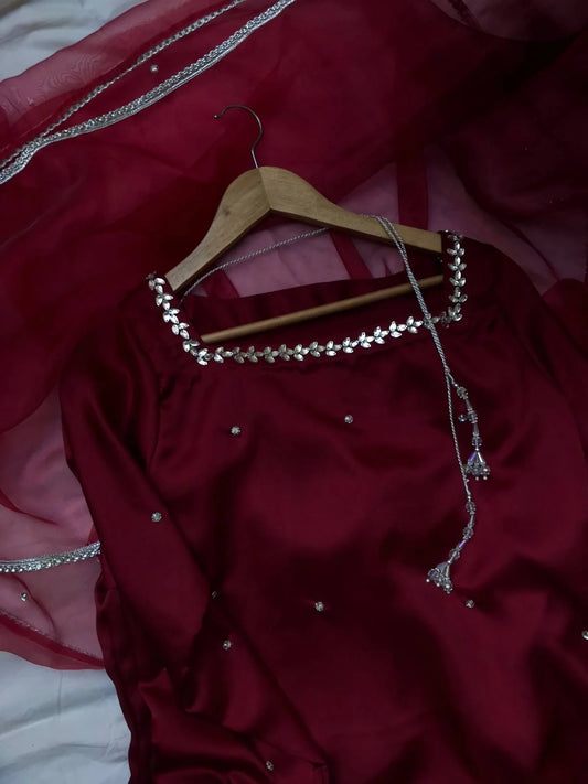 MAROON